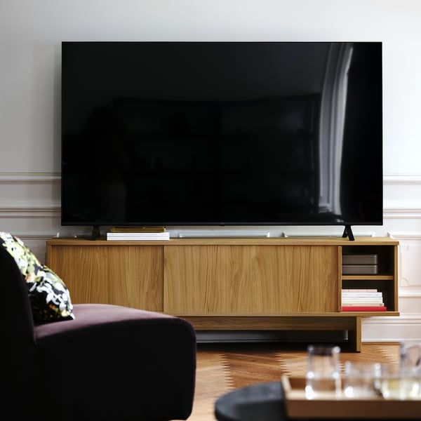 STOCKHOLM 2025 - STOCKHOLM 2025 TV bench with sliding doors, oak veneer, 179x42x56 cm