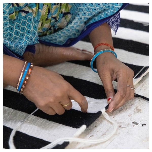 STOCKHOLM rug, flatwoven, handmade/striped black/off-white, 250x350 cm