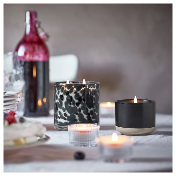 STÖRTSKÖN scented candle in glass, 2 wicks, Berries/dark grey, 50 h