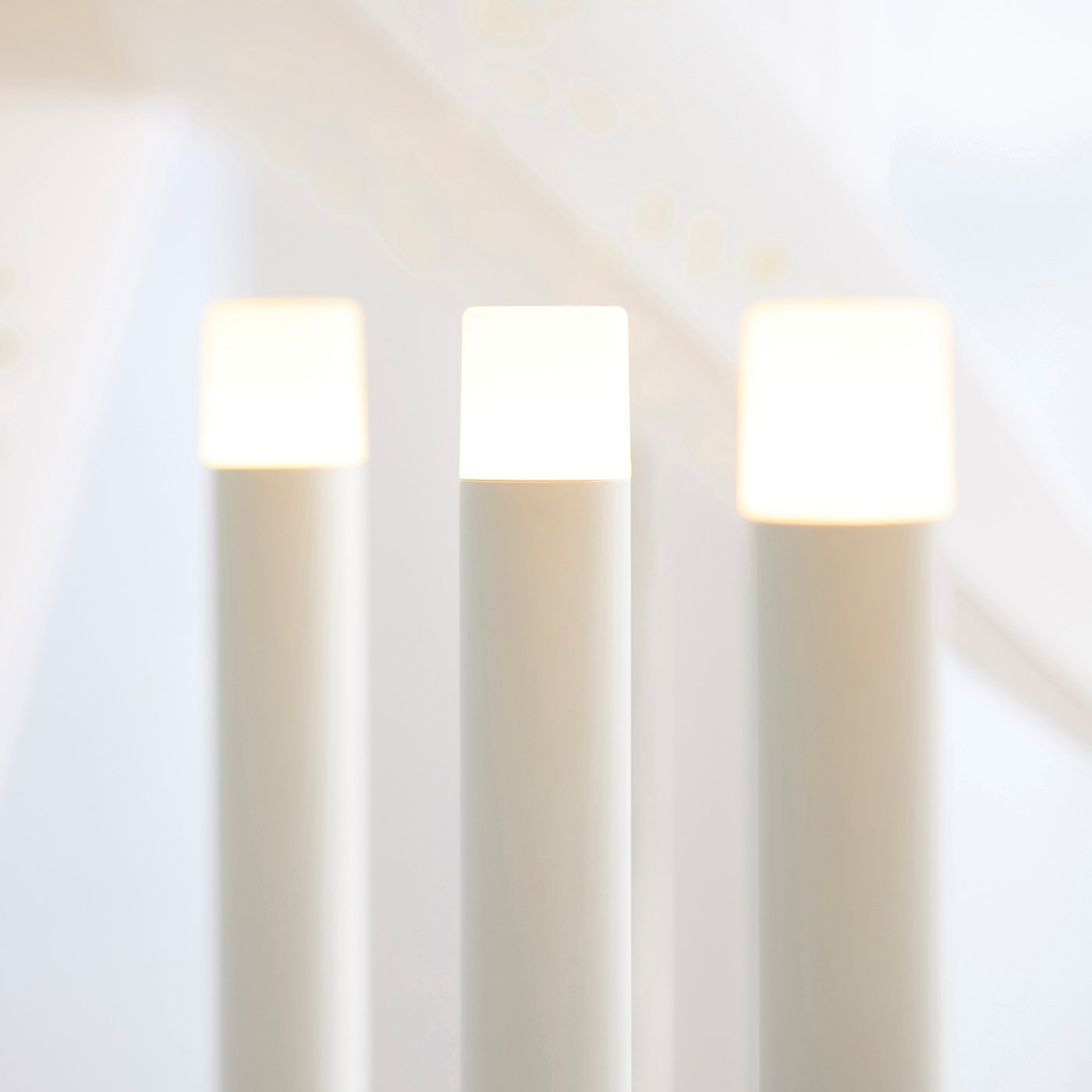 STRÅLA LED candelabra, candle-shaped battery-operated/red, 38x35 cm
