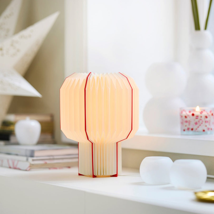 STRÅLA table lamp, white/red, 22 cm