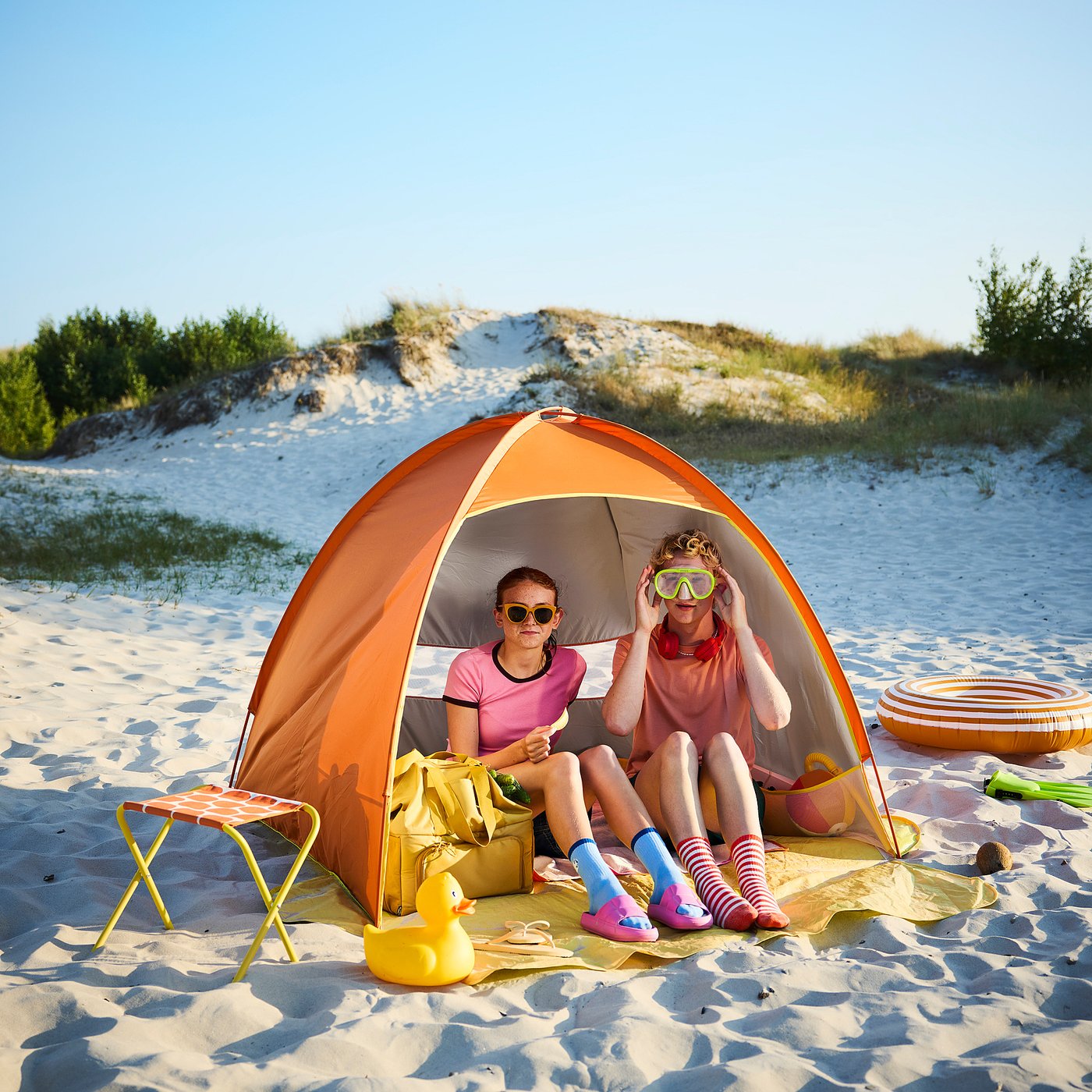 STRANDÖN sun/wind shelter, bright orange/bright yellow, 178x150 cm