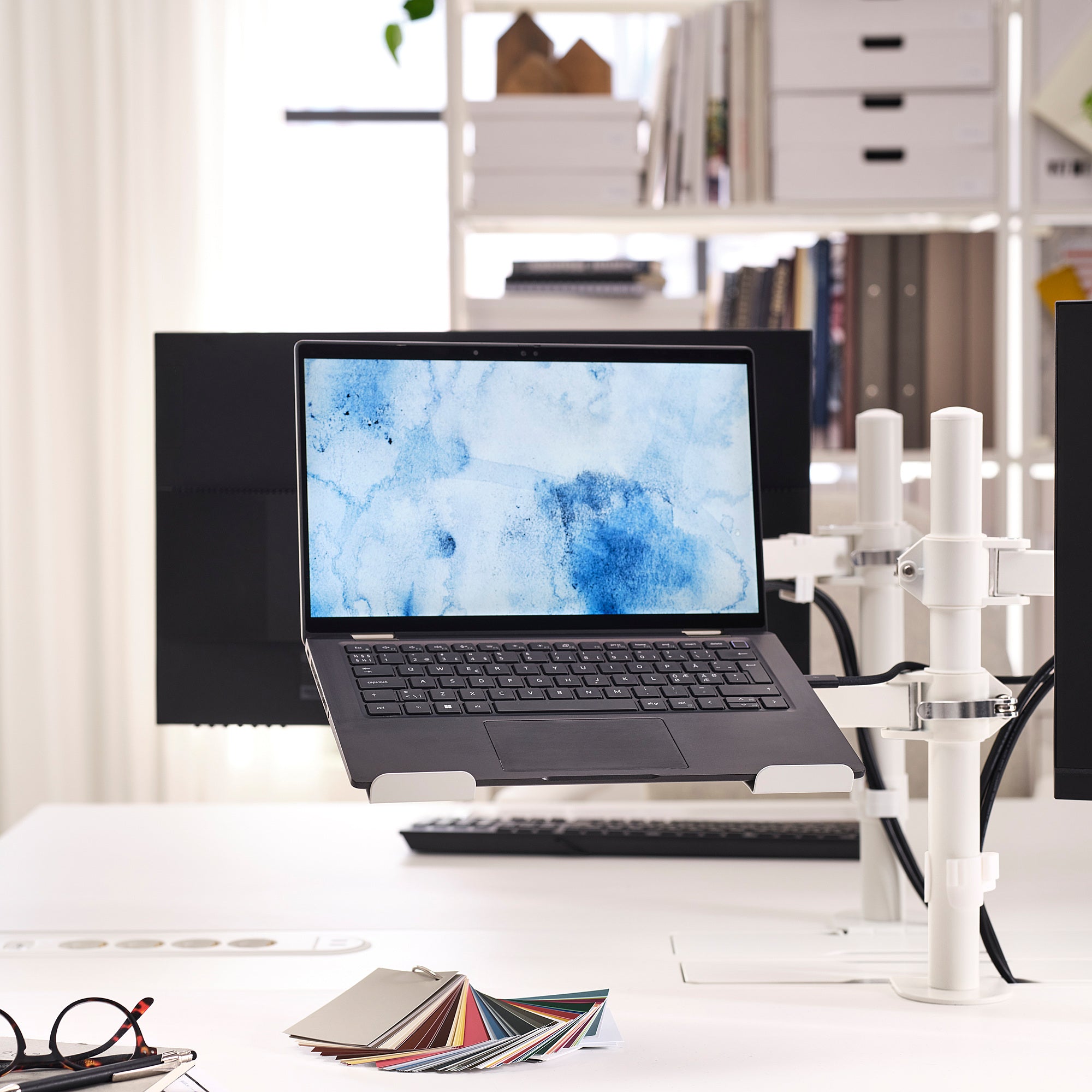 STUBBERGET laptop holder with arm, white