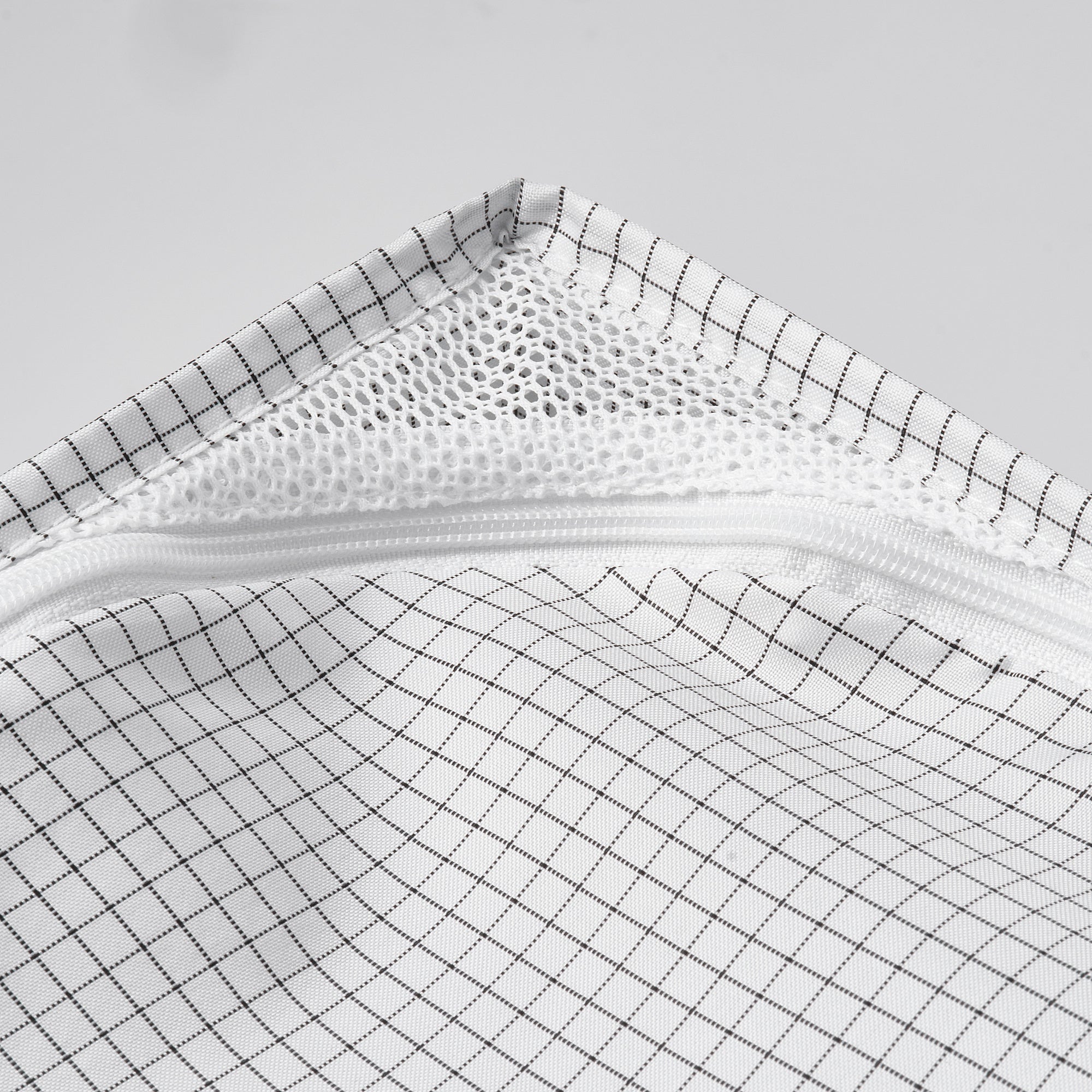 STUK storage case, white/black, 34x51x28 cm