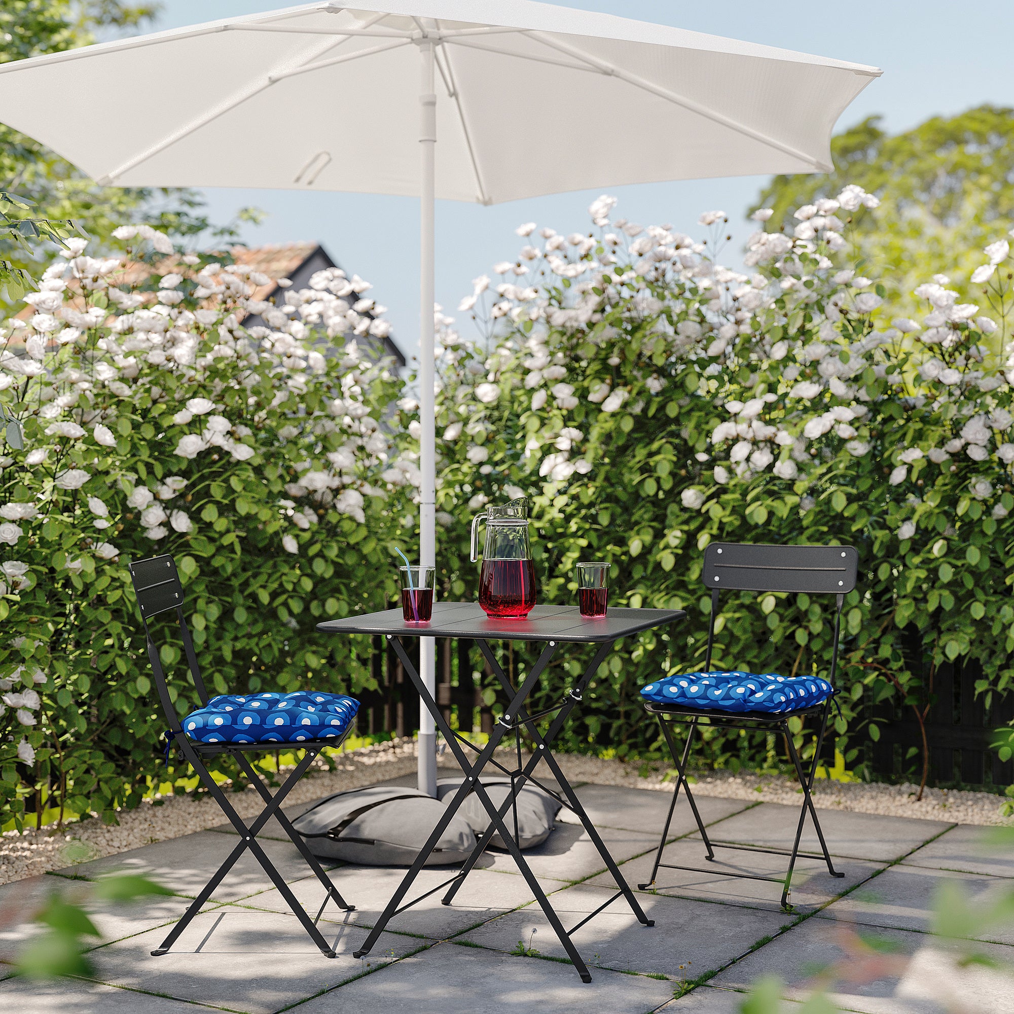 SUNDSÖ table and 2 folding chairs, outdoor anthracite/anthracite Klösan dark blue, 65x65 cm