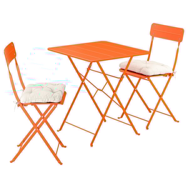 SUNDSÖ - Tavolo e 2 sedie pieghevoli, da esterno arancione vivo/arancione vivo Kuddarna grigio-beige chiaro,65x65 cm