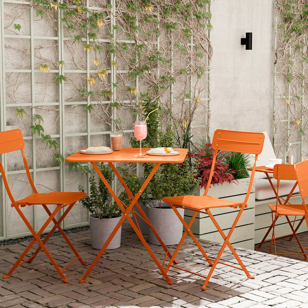 SUNDSÖ table and 2 folding chairs, outdoor bright orange/bright orange, 65x65 cm