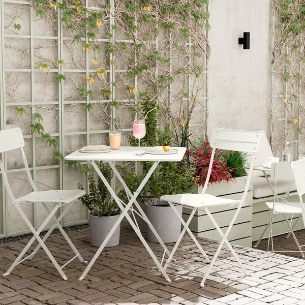 SUNDSÖ table and 2 folding chairs, outdoor off-white/off-white, 65x65 cm