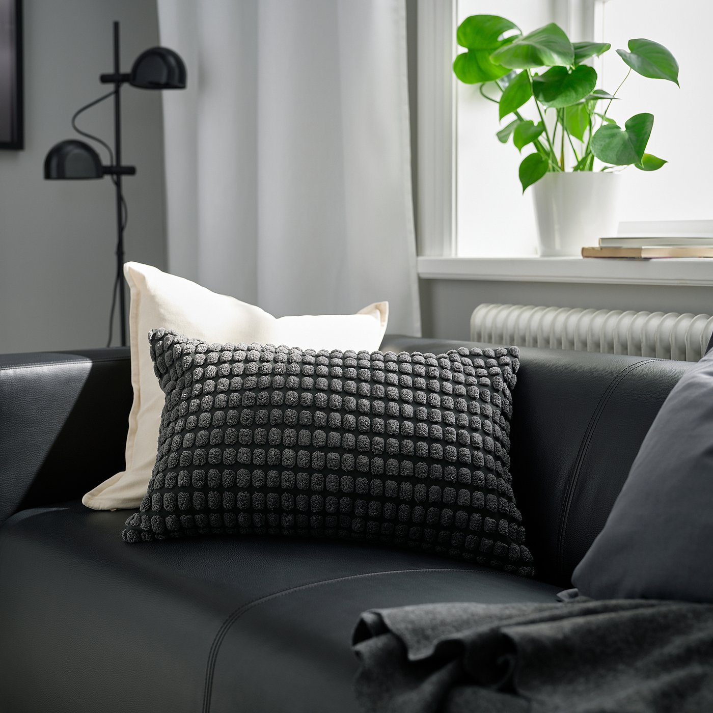 SVARTPOPPEL cushion cover, anthracite, 40x58 cm