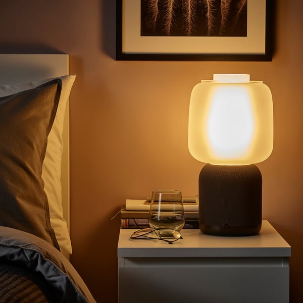 SYMFONISK Wi-Fi lamp/speaker, glass lampshade - black/white ,