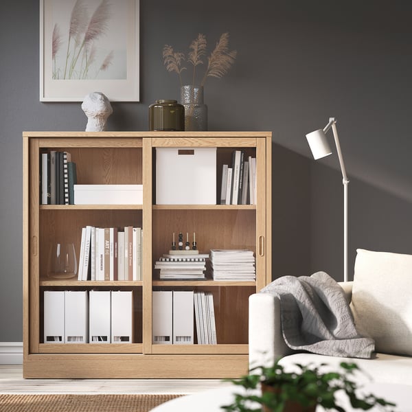 TONSTAD cabinet with sliding glass doors, oak veneer, 121x37x120 cm