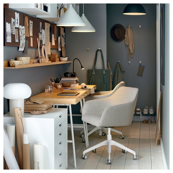 TOSSBERG / LÅNGFJÄLL conference chair, Gunnared beige/white, 68 cm