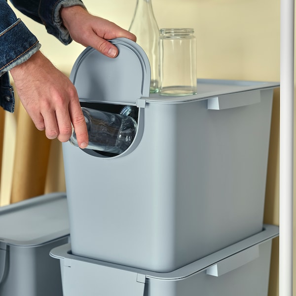 TRÖSKNING bin with lid, light grey-blue, 25 l