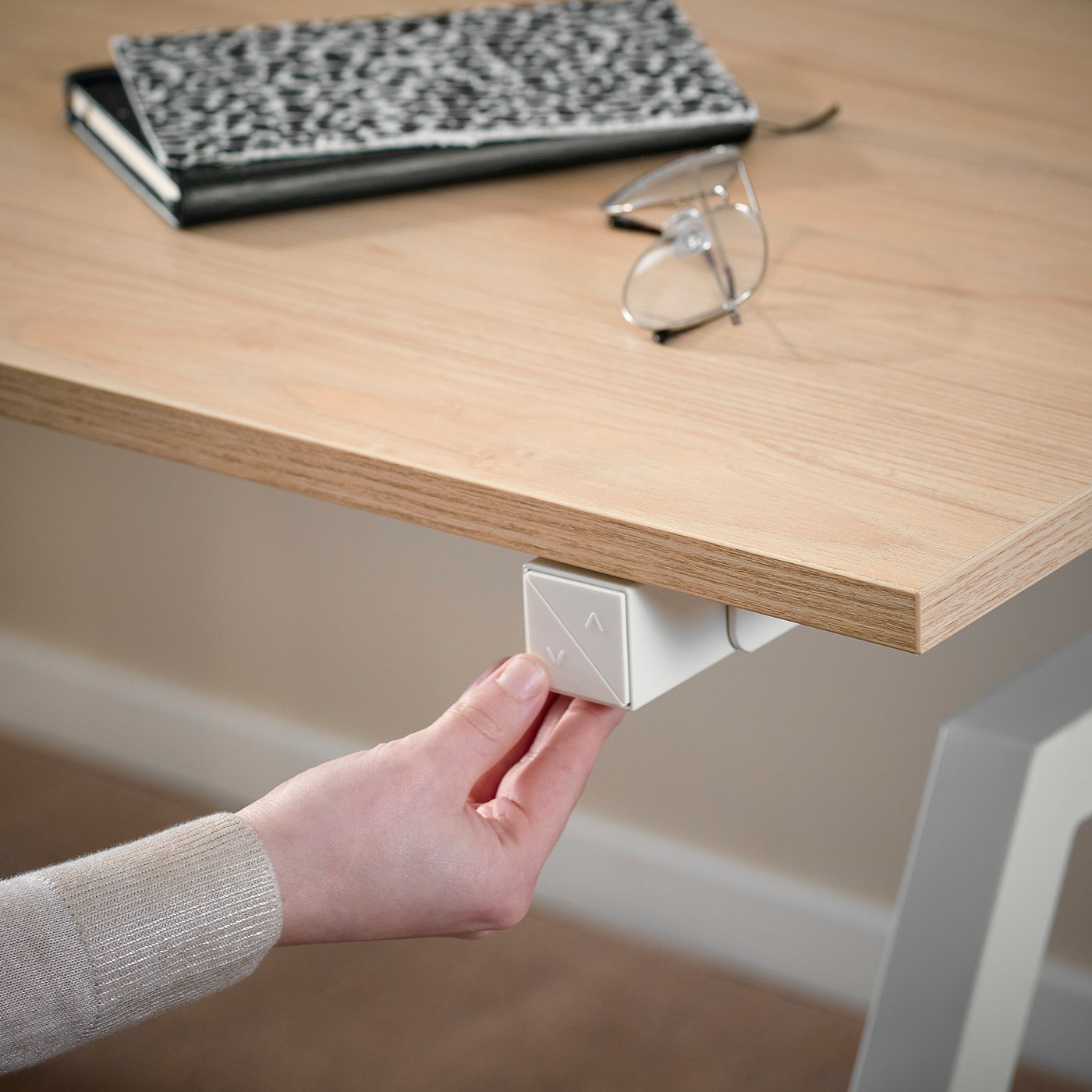 TROTTEN desk sit/stand, electric ash effect/white, 160x80 cm