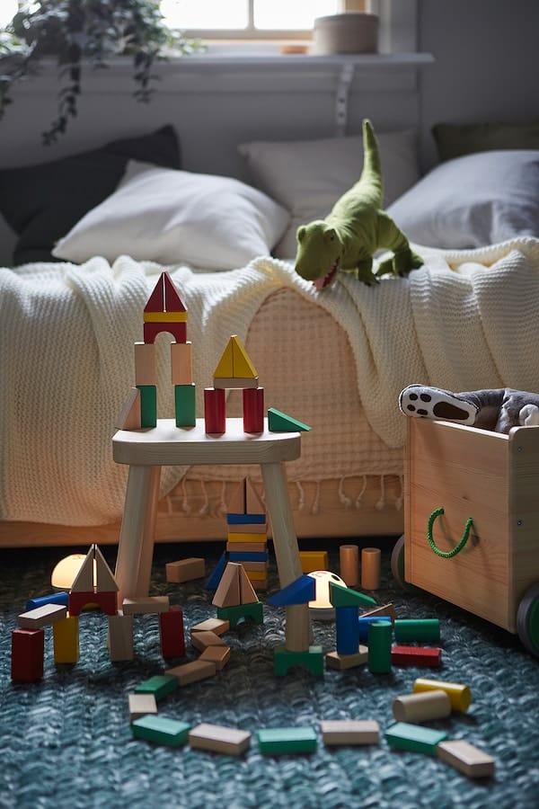 Ikea UNDERHÅLLA - 40-piece wooden building block set, multicolour