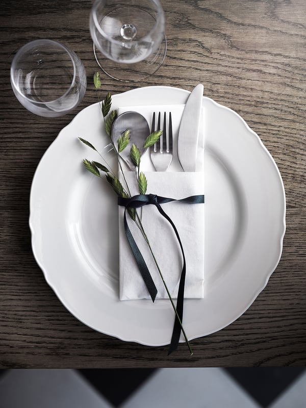 UPPLAGA Service 18 pieces - white ,