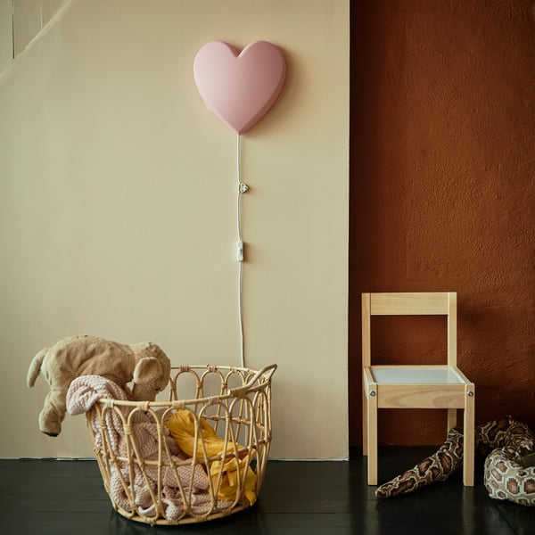 UPPLYST LED wall lamp - pink heart