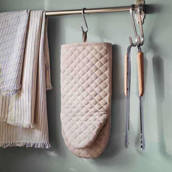 VÄLVÅRDAD oven mitt, beige