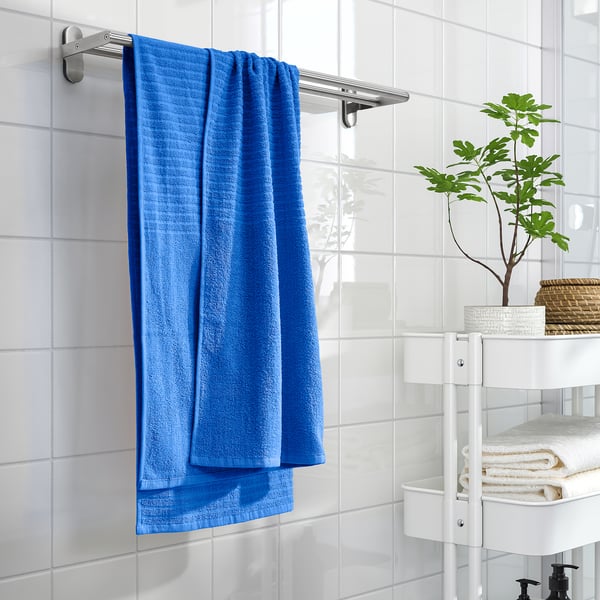 VÅGSJÖN bath towel, bright blue, 70x140 cm