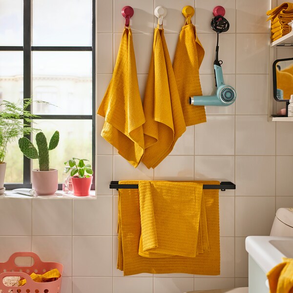 VÅGSJÖN - Bath towel, golden-yellow, 70x140 cm