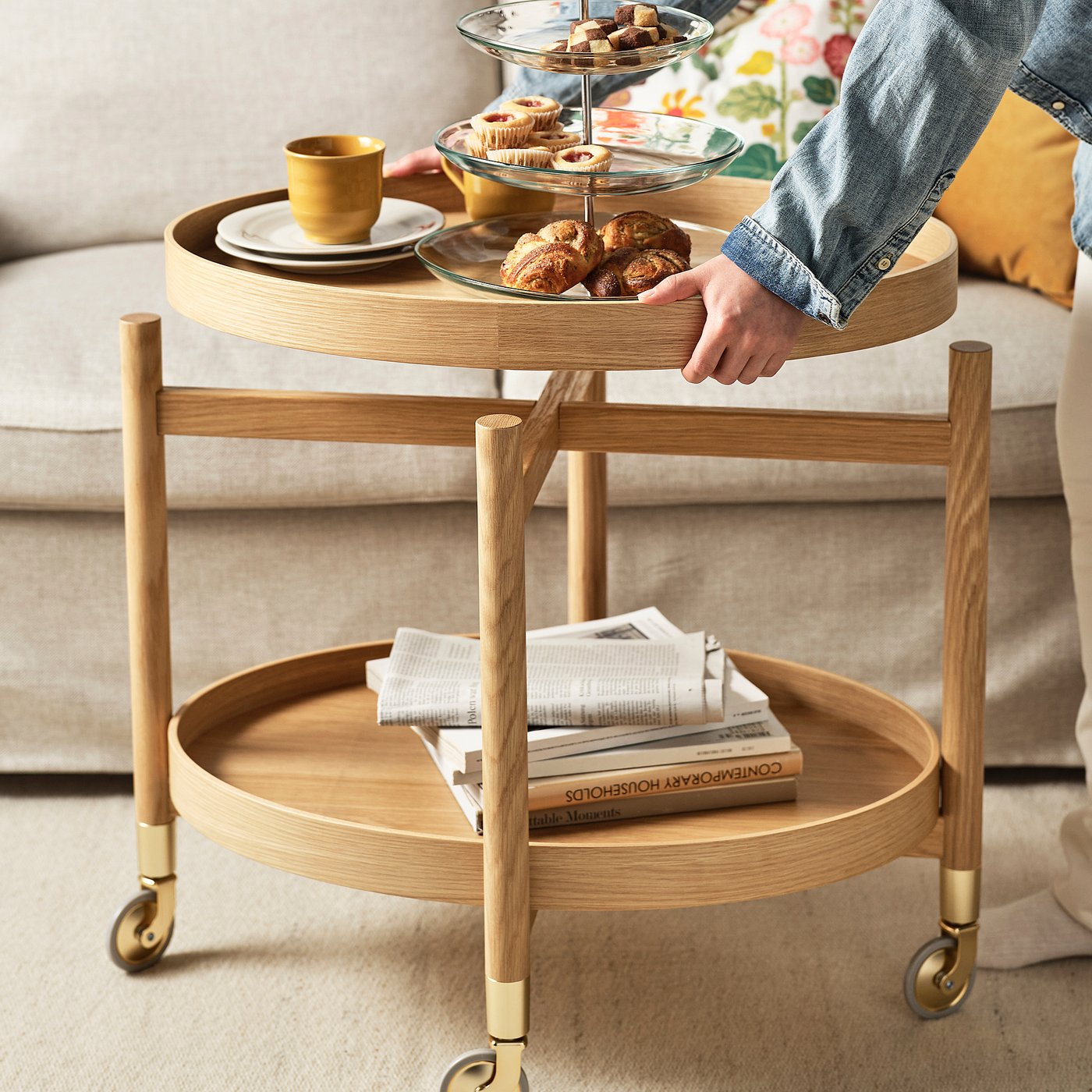 VALNÄS trolley table with storage, oak veneer, 76x56 cm