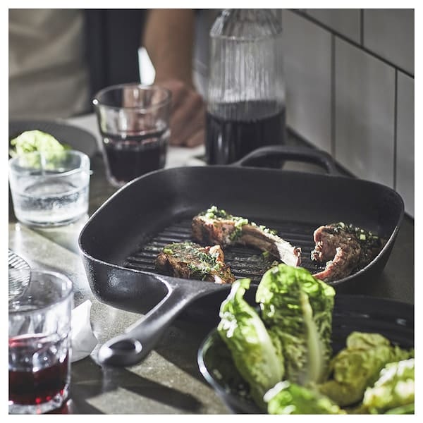 Ikea VARDAGEN - Grill pan, cast iron, 28x28 cm