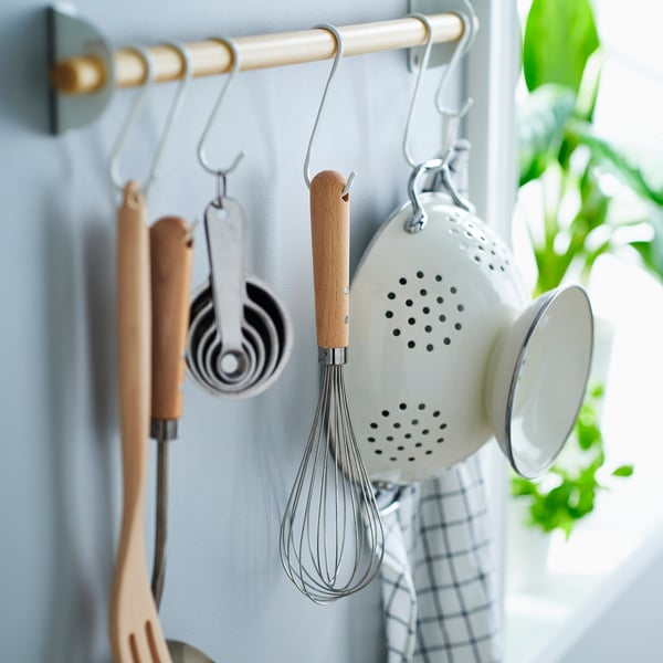 VARDAGEN balloon whisk, stainless steel/beech, 30 cm
