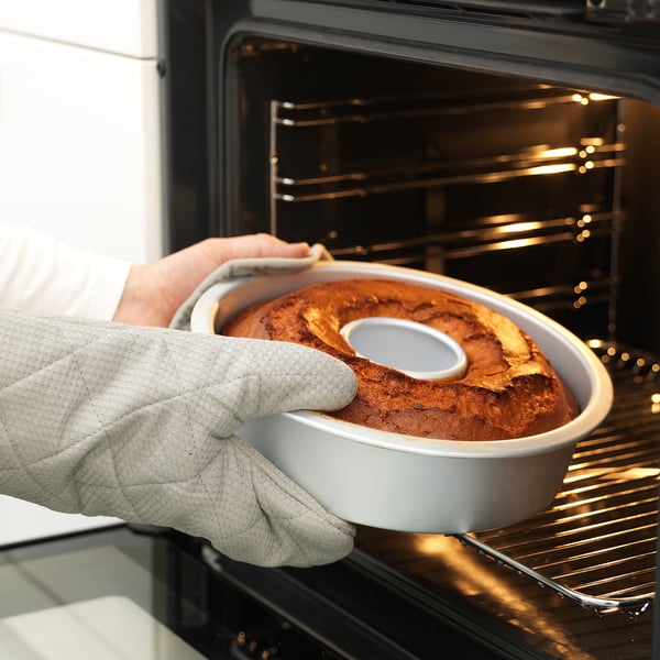 VARDAGEN loose-base cake tin, silver-colour