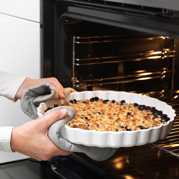 VARDAGEN pie dish, off-white, 32 cm