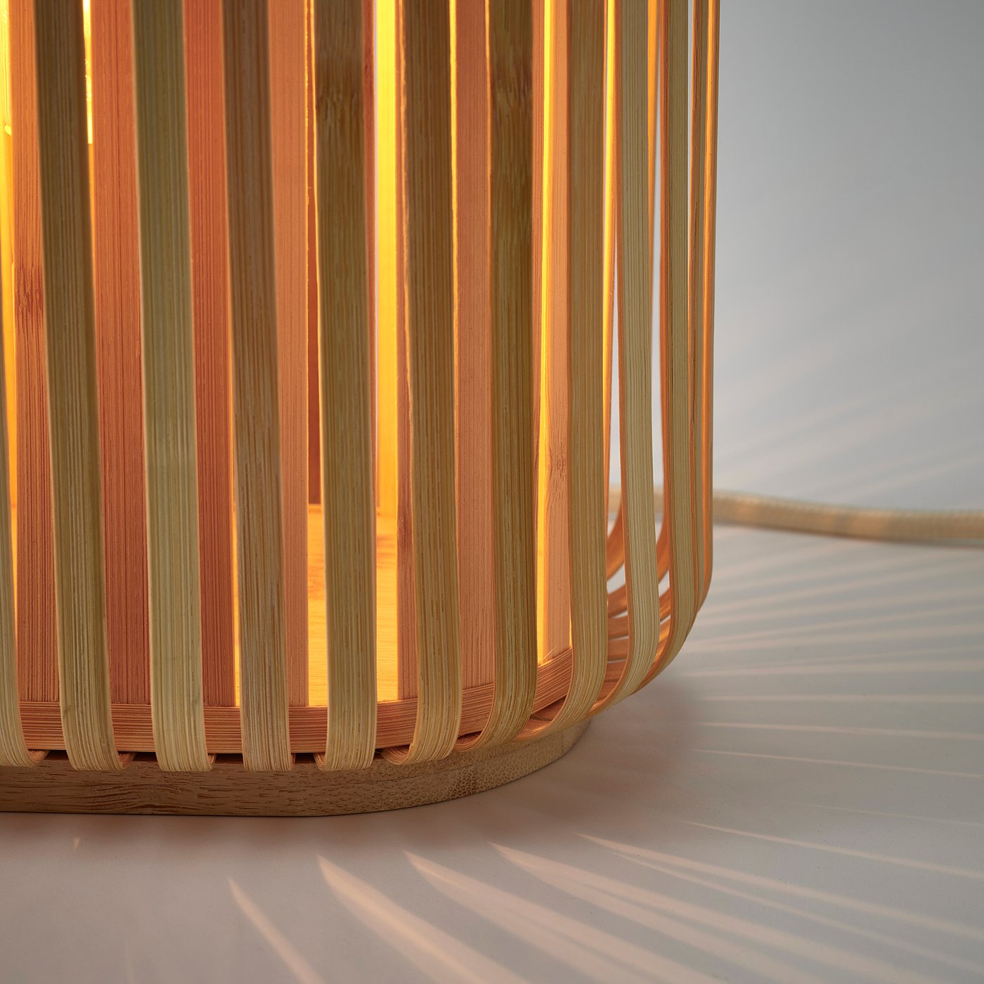 VARPTROSS table lamp, bamboo, 26 cm