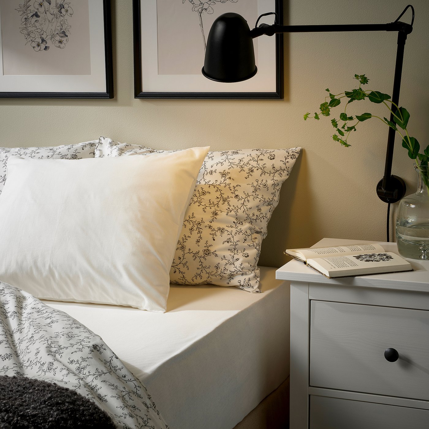 VÅRVIAL fitted sheet, white, 90x200 cm