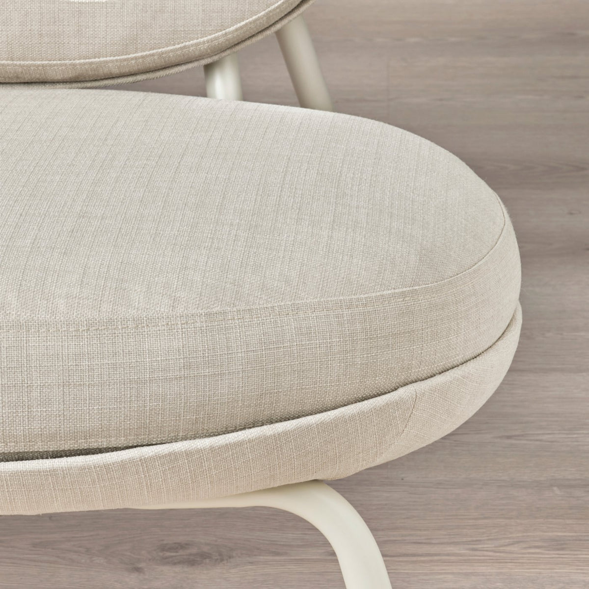 VEINGE easy chair, Skiftebo light beige, 76x79x92 cm