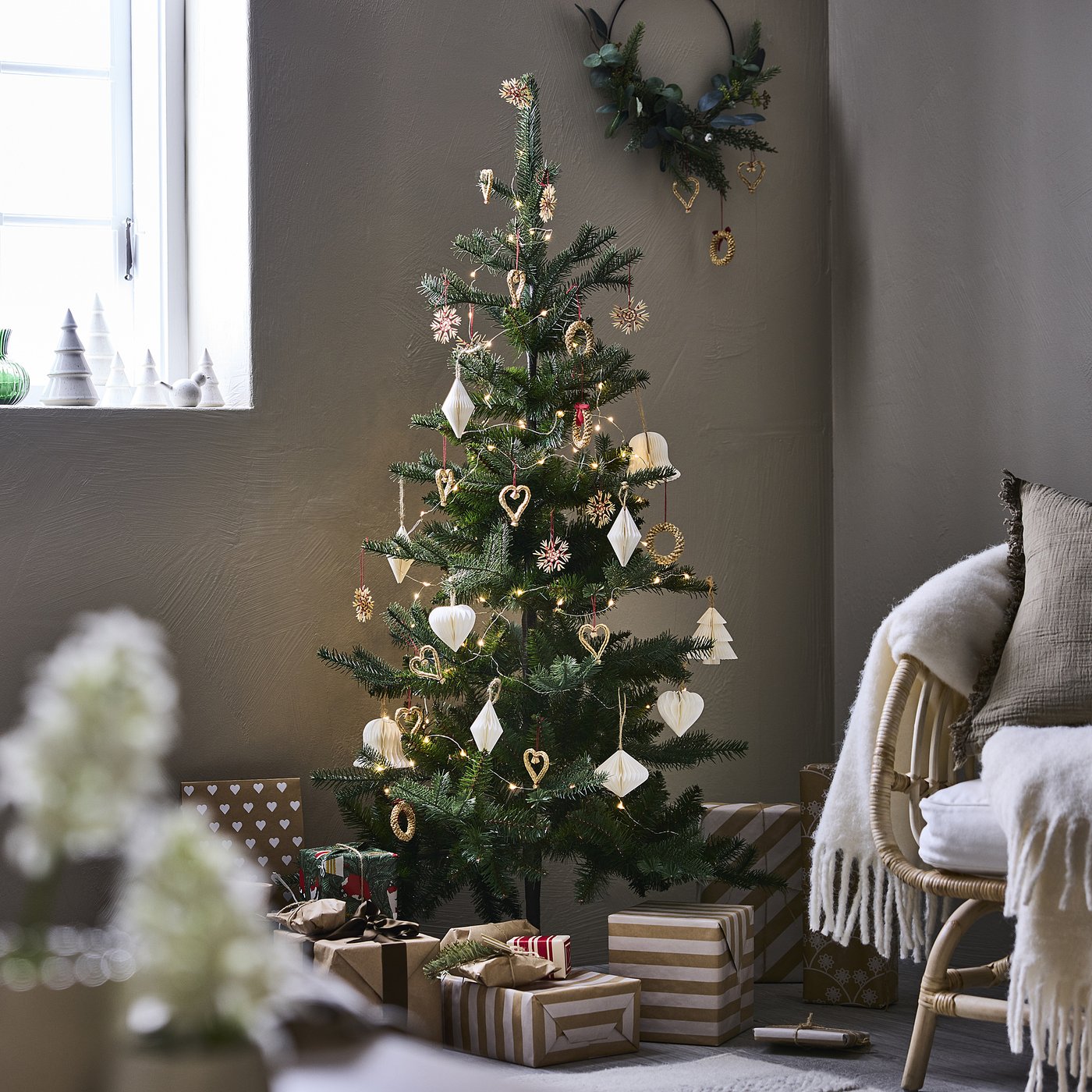 VINTERFINT artificial Christmas tree, in/outdoor green, 84 cm