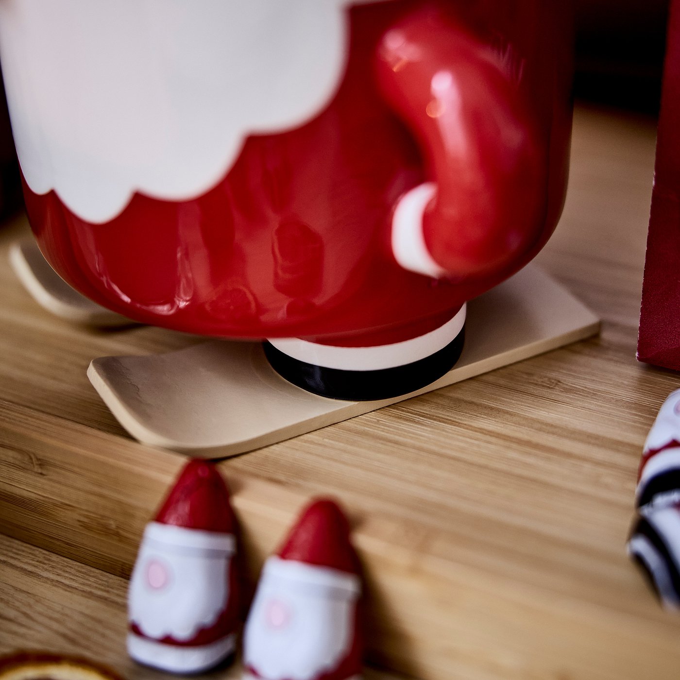 VINTERFINT jar with lid, Santa Claus red, 13 cm
