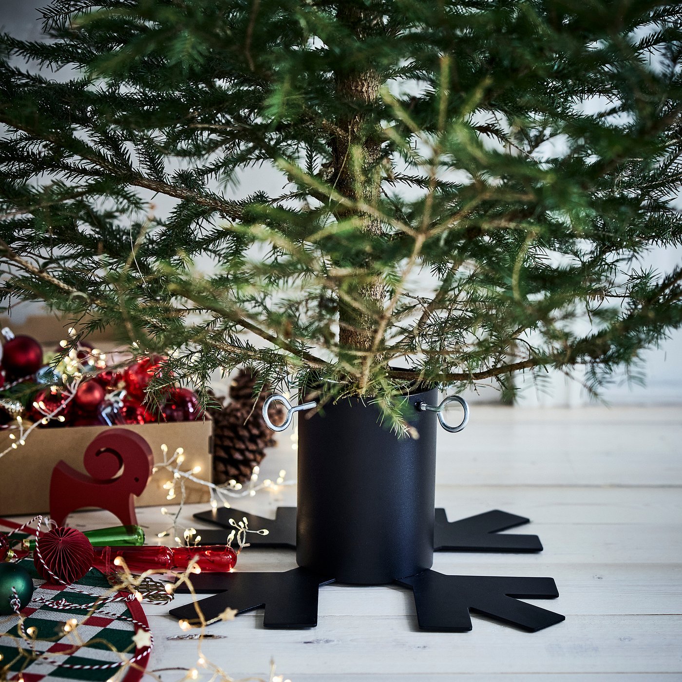 VINTERFINT Christmas tree stand, metal black, 38x38 cm