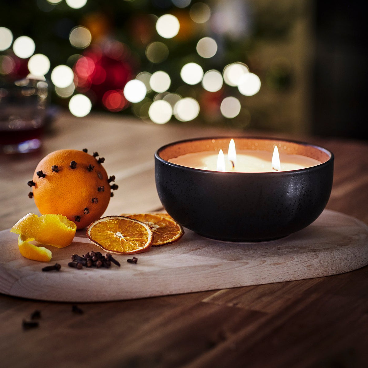 VINTERFINT scented candle/ceramic jar, 3 wicks, Orange and clove/black, 30 hr