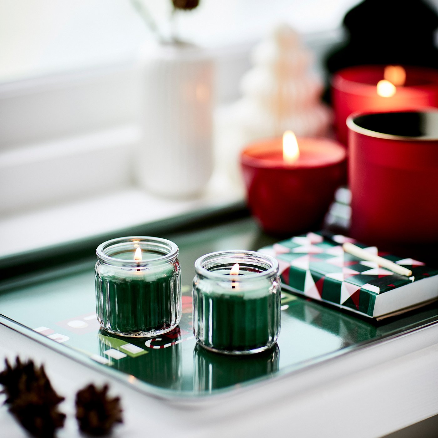 VINTERFINT scented candle in glass, Winter fir/green, 5 cm