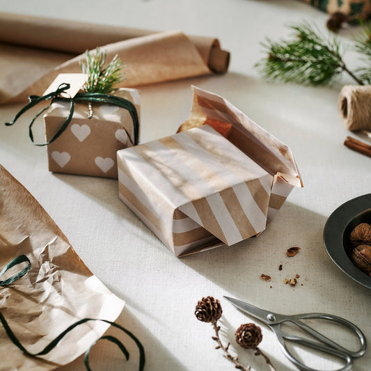 VINTERFINT gift wrap roll, mixed patterns brown/white, 3x0.7 m/2.10 m²