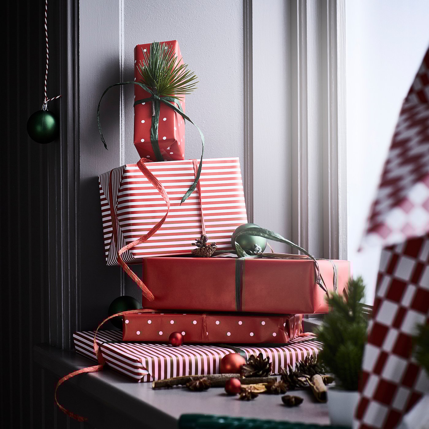 VINTERFINT gift wrap roll, mixed patterns red/white, 9 mx0.7 m cm