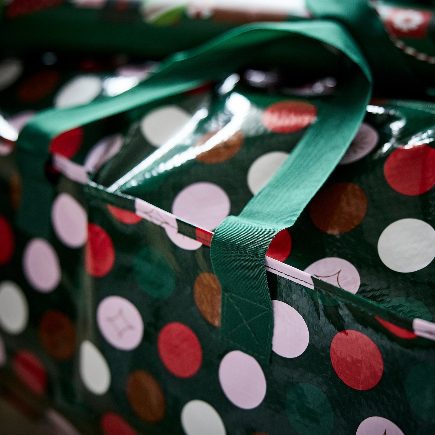 VINTERFINT storage bag, dotted/multicolour, 73x35 cm