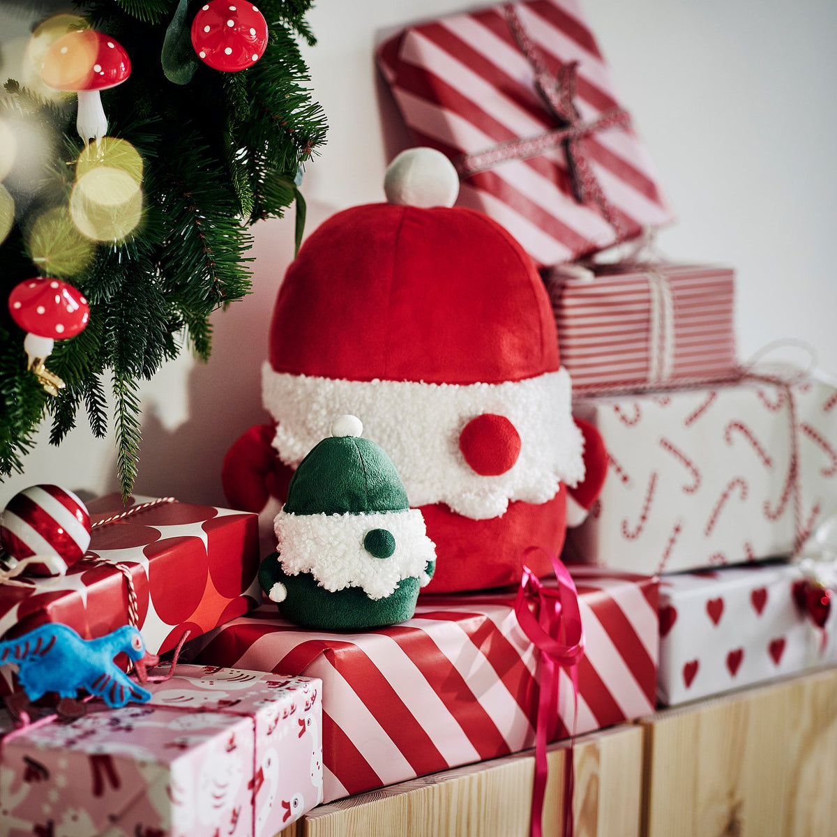 VINTERFINT decoration, Santa Claus green, 14 cm