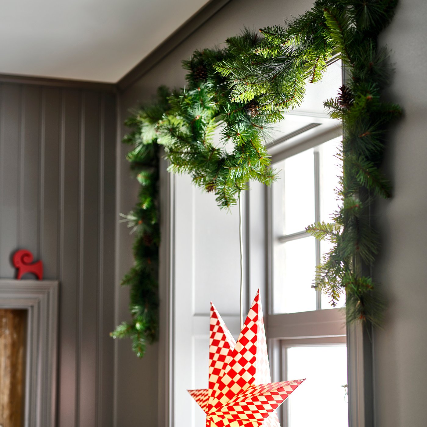 VINTERFINT artificial garland, in/outdoor/pine cone