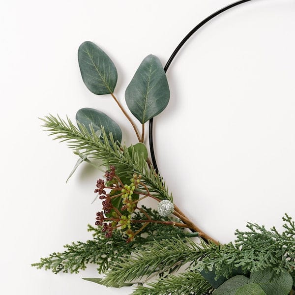 Ikea VINTERFINT - Artificial half wreath, in/outdoor green, 45 cm