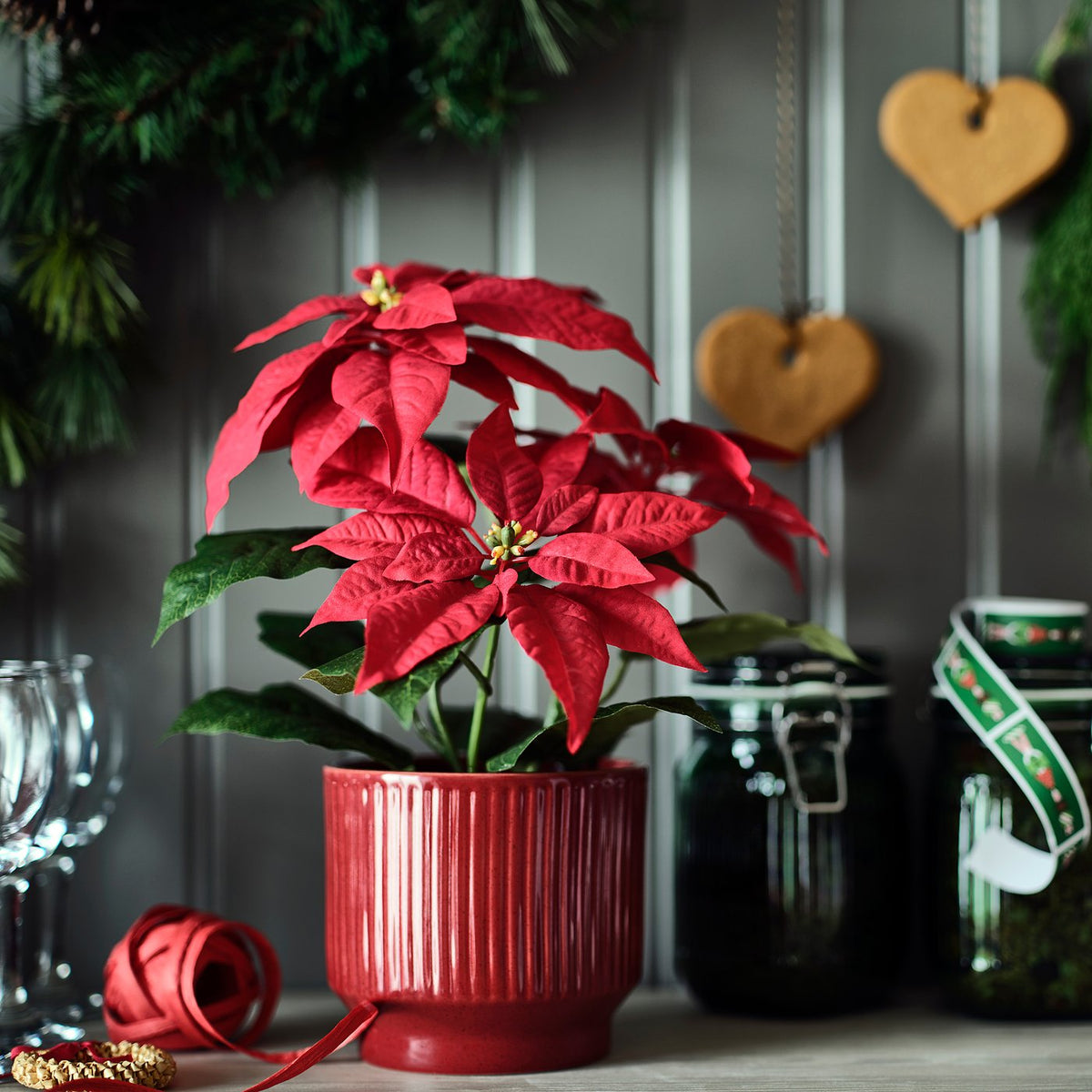 VINTERFINT artificial potted plant, in/outdoor Poinsettia/red, 12 cm