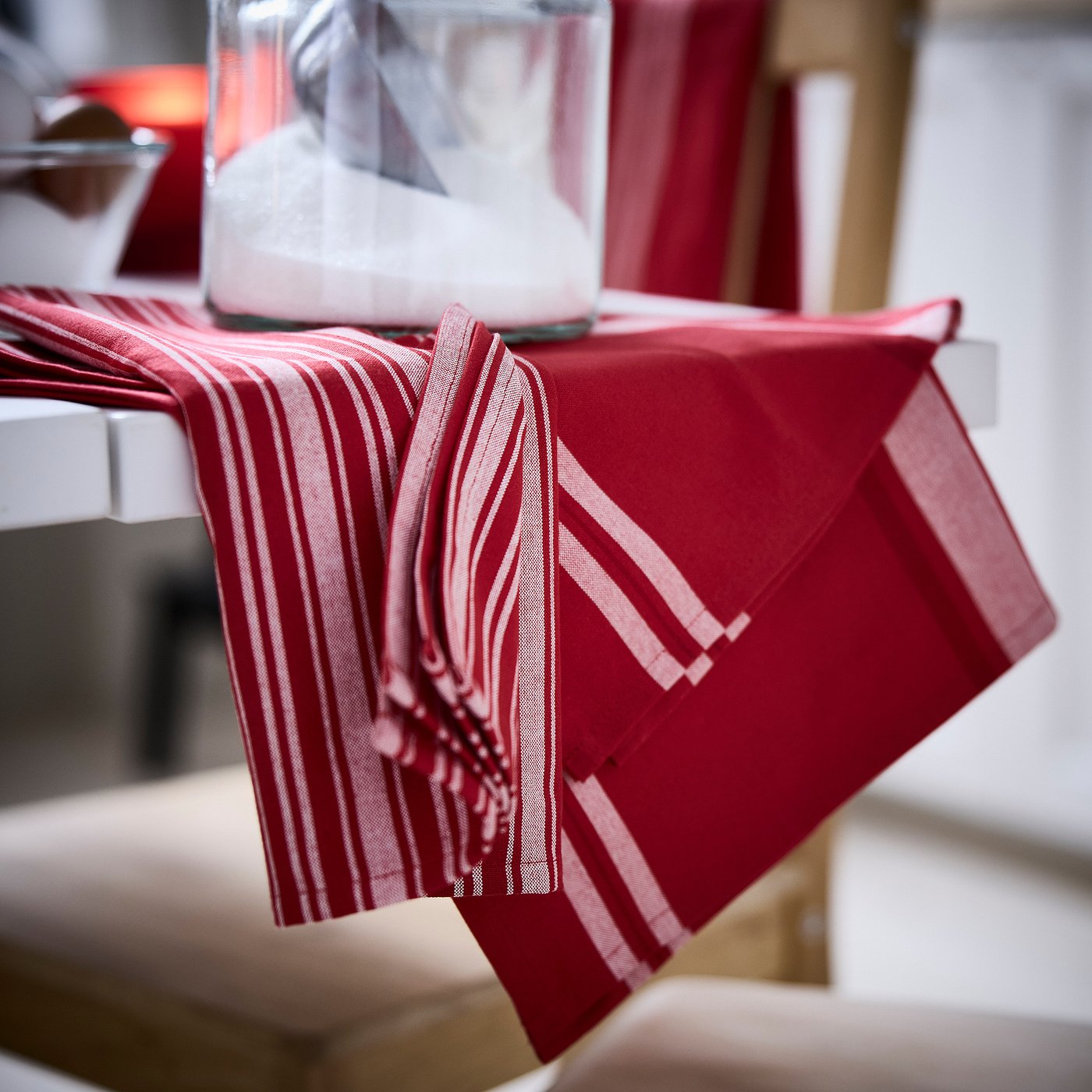 VINTERFINT tea towel, mixed patterns red/white, 70x50 cm