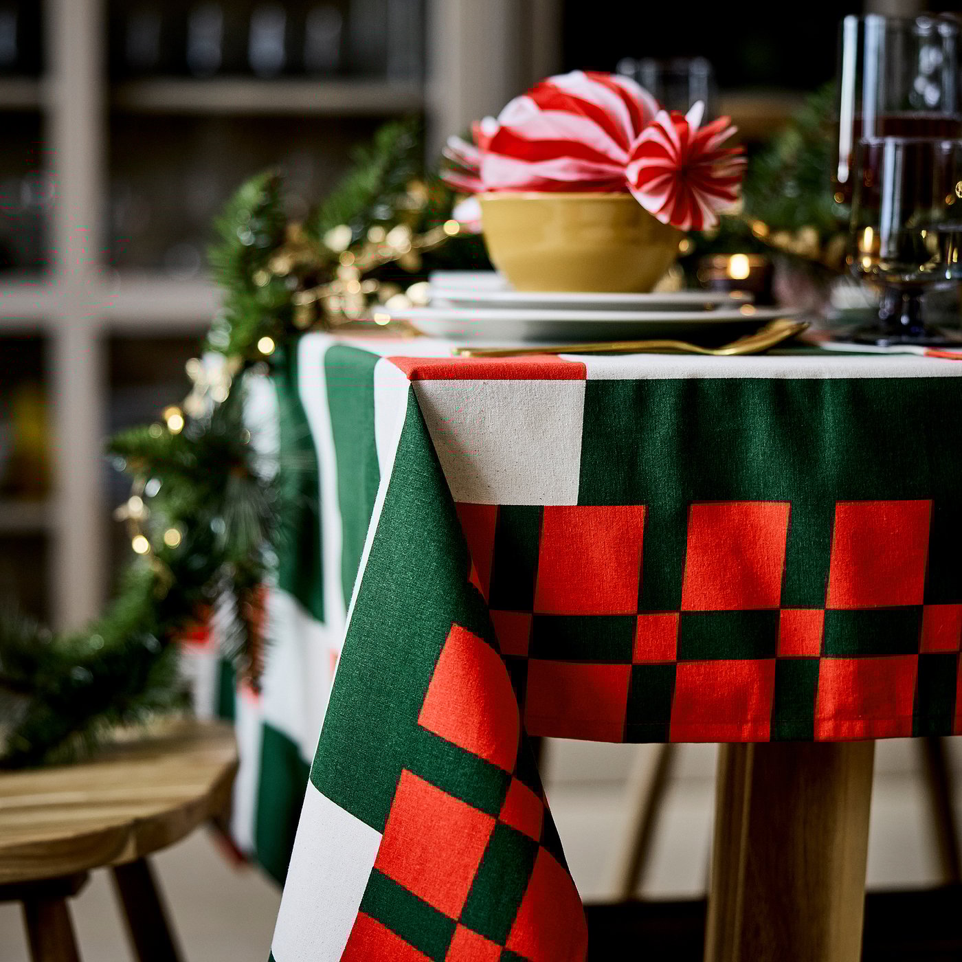 VINTERFINT tablecloth, check pattern red/green, 240x145 cm