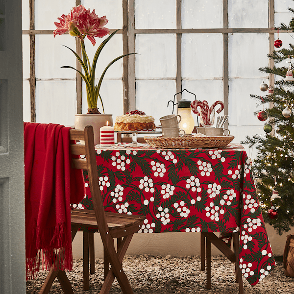 Ikea VINTERFINT - Tablecloth, berry pattern red, 145x240 cm