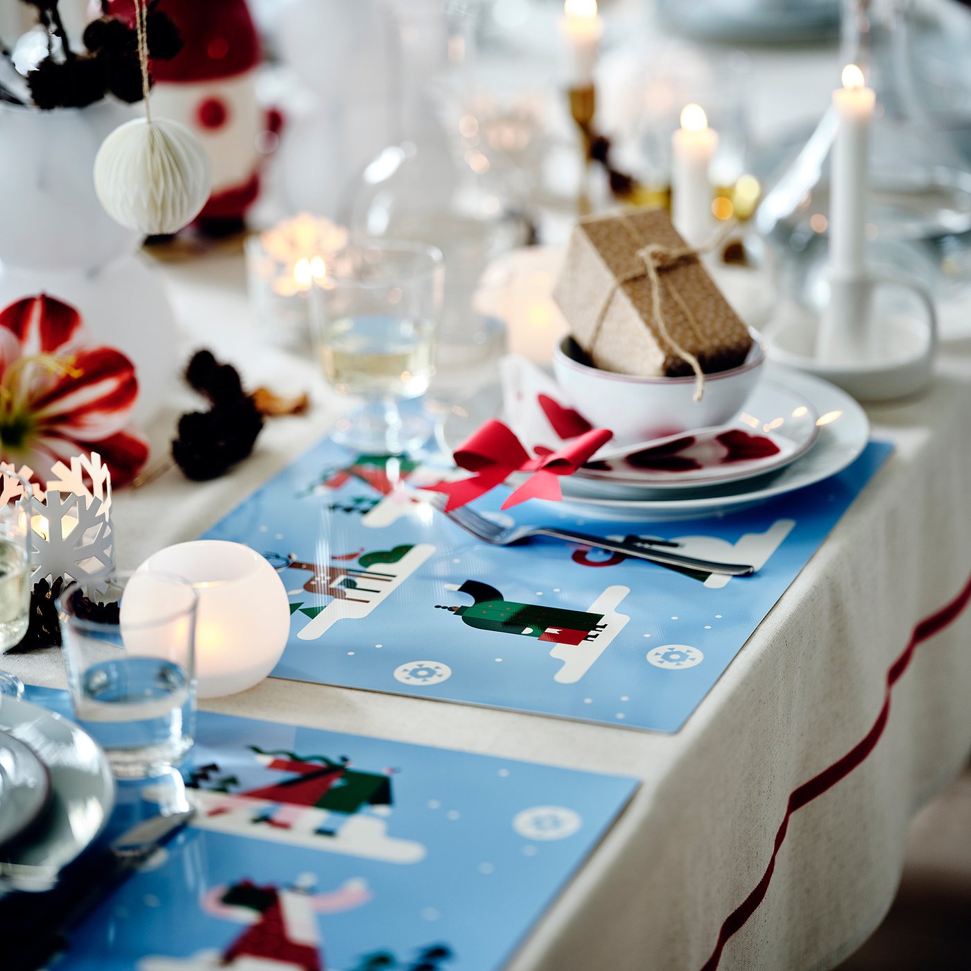 VINTERFINT place mat, winter blue, 45x35 cm