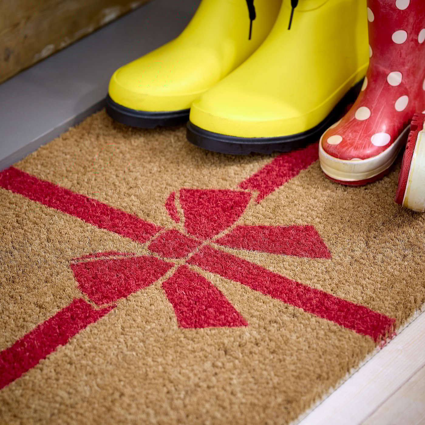 VINTERFINT door mat, bow coir/red, 60x40 cm