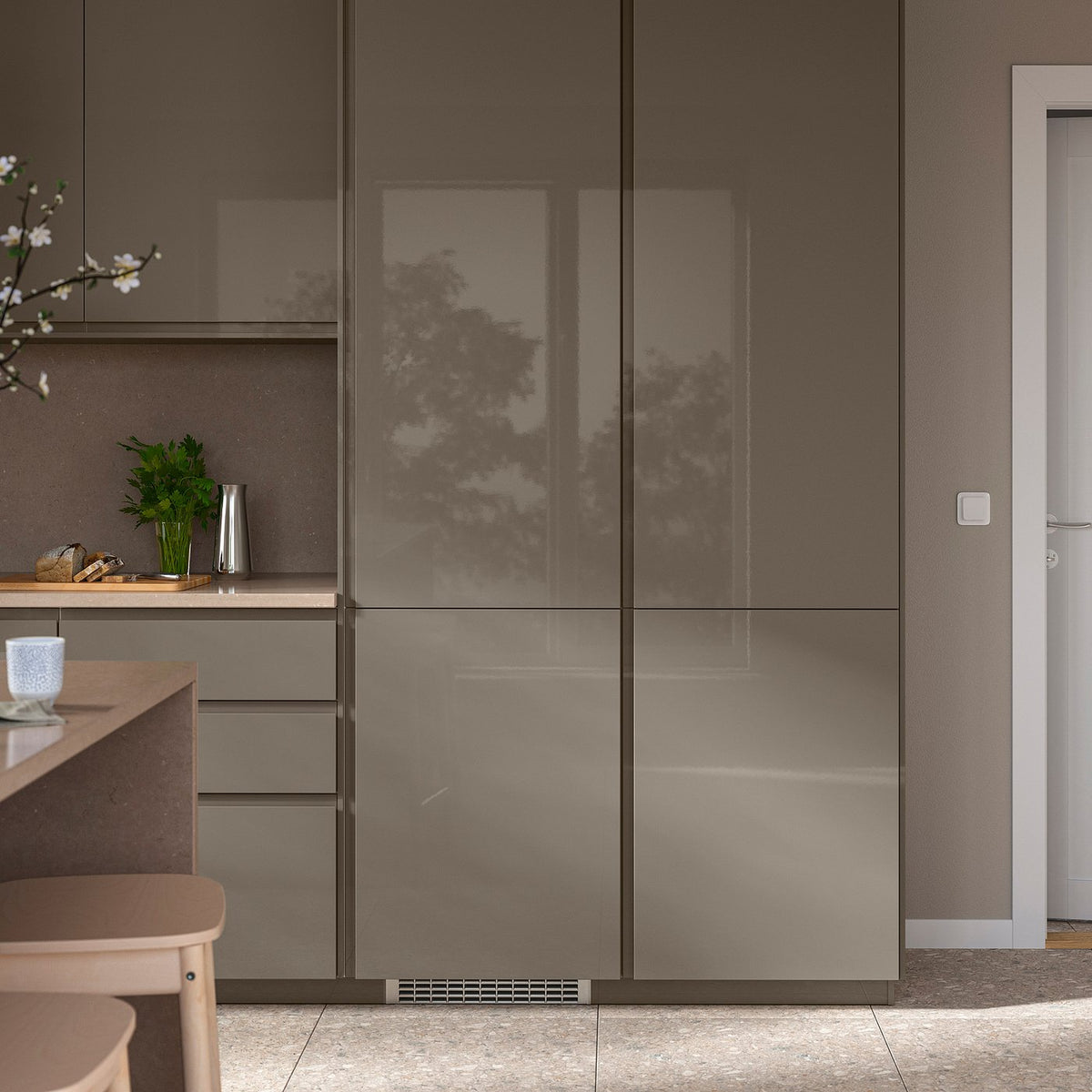 VOXTORP door, high-gloss dark grey-brown/vertical handle, 60x80 cm